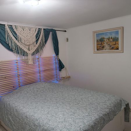 Chateaudouble : Appartement Au Calme Exterior photo